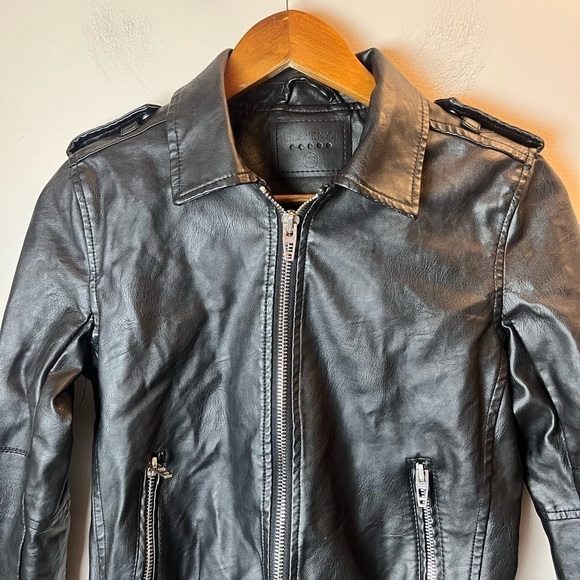 Blank NYC Racing Stripe Faux Leather Moto Jacket Black Size XSmall - Picture 8 of 11